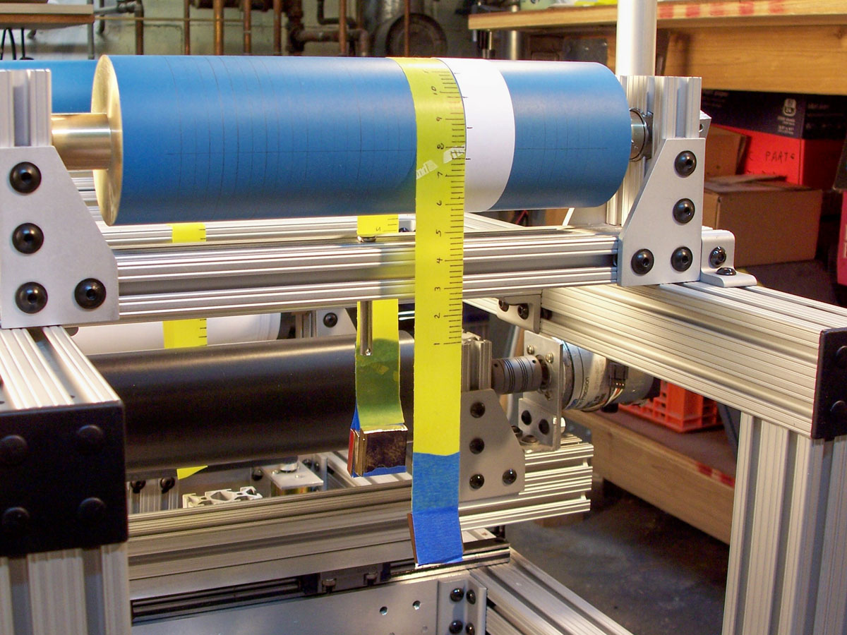 Experimental setup Thin web on a roller color